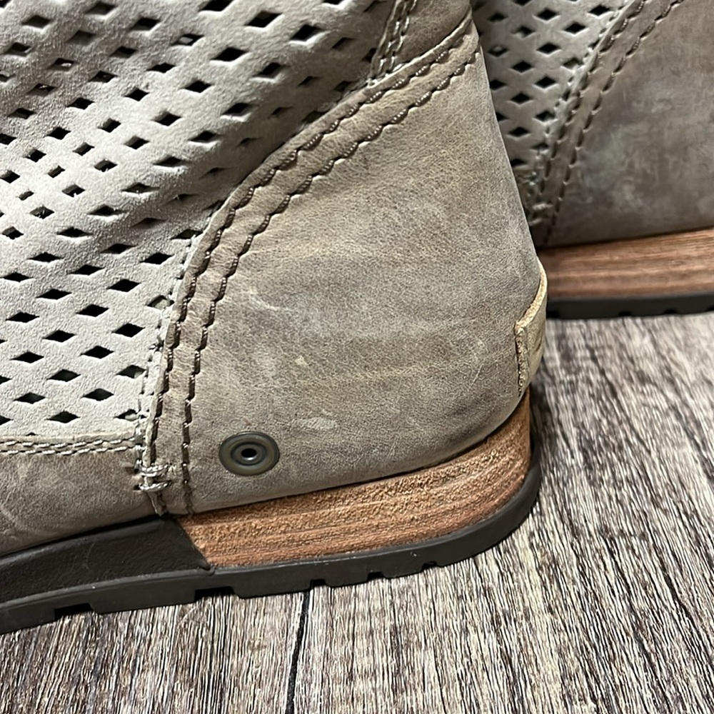 Sorel pull on boot - Picture 15 of 15